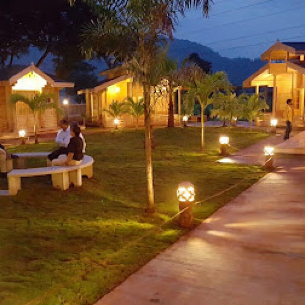 Monteria Resort