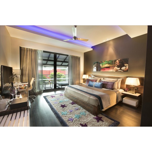 Planet Hollywood Beach Resort